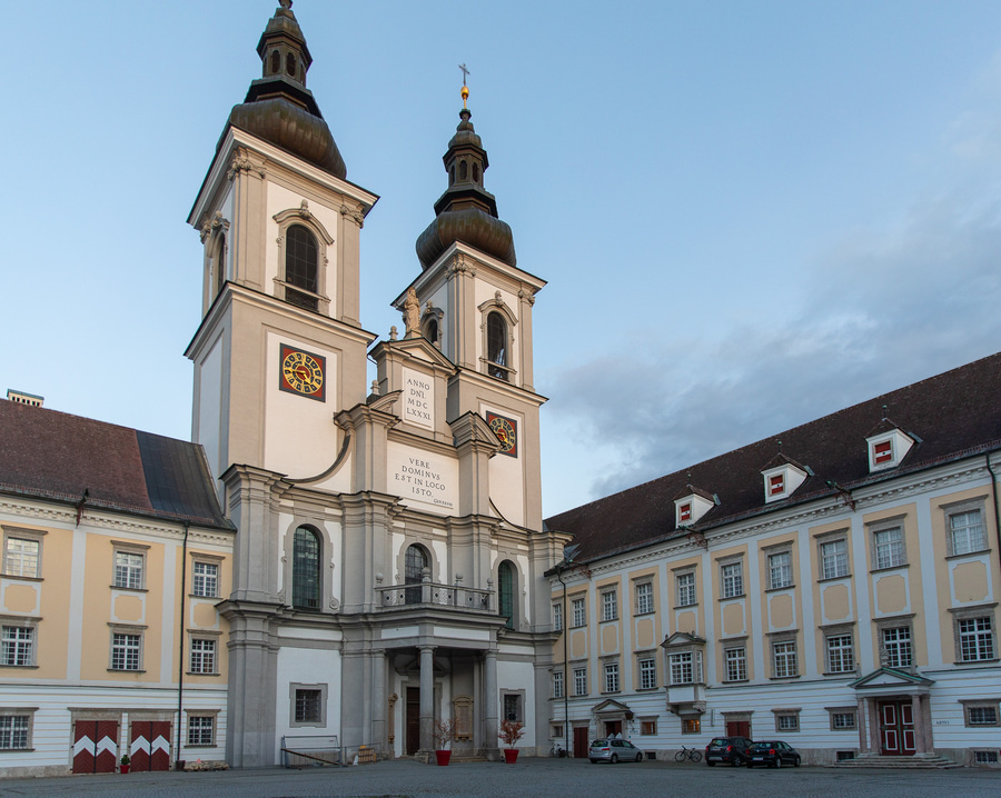 Das Stift Kremsmünster möchte weiterhin besondere Akzente und Glaubensangebote für junge Menschen anbieten.