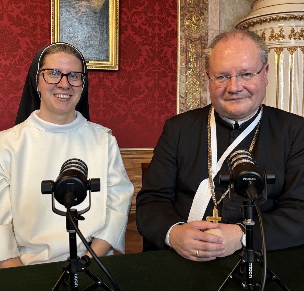 Priorin Sr. Franziska Madl und Propst Anton Höslinger