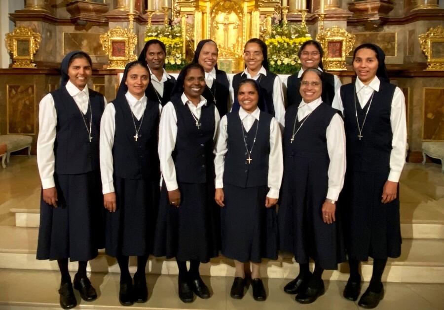 Die zehn Tarbes-Schwestern im Burgenland