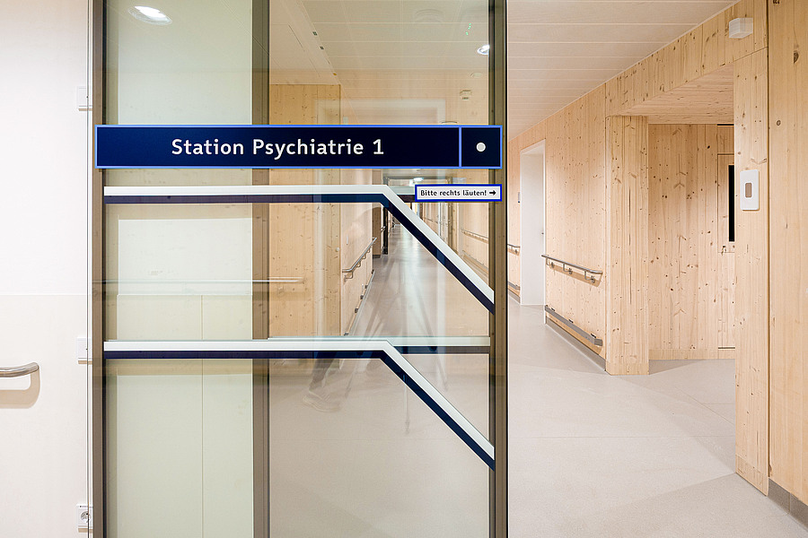 Die Alterspsychiatrie stärkt die Versorgung älterer Patient:innen und schafft Strukturen für ihre besonderen Bedürfnisse. / Robert Illemann Die Alterspsychiatrie stärkt die Versorgung älterer Patient:innen und schafft Strukturen für ihre besonderen Bedürfnisse.