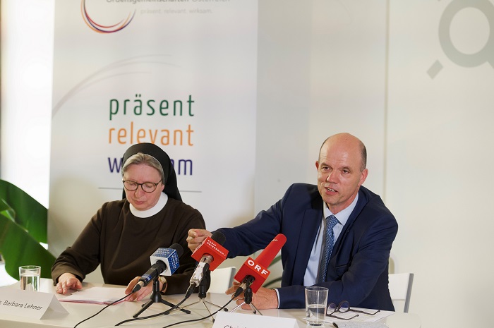 Sr. Barbara Lehner und Dr. Christian Lagger präsentierten die Leistungsbilanz der Ordensspitäler Österreich. / ÖOK/Gleissner Sr. Barbara Lehner und Dr. Christian Lagger präsentierten die Leistungsbilanz der Ordensspitäler Österreich.