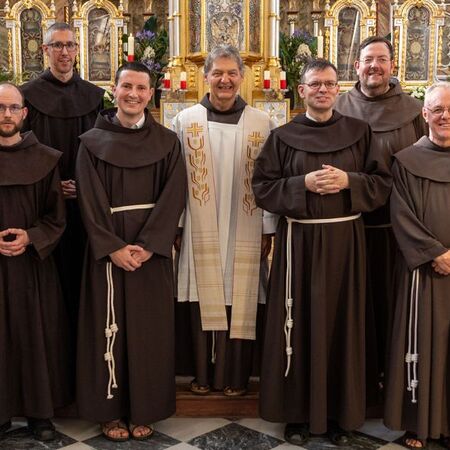 Provinzialminister P. Fritz Wenigwieser ofm freut sich über Zuwachs / OFM Austria/Martin Barmettler ofm Provinzialminister P. Fritz Wenigwieser ofm freut sich über Zuwachs