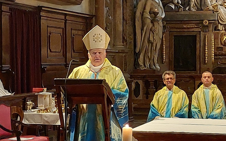 Kardinal László Német hob in seiner Predigt die Bedeutung des Diakonats auch in einer säkularen Gesellschaft hervor.