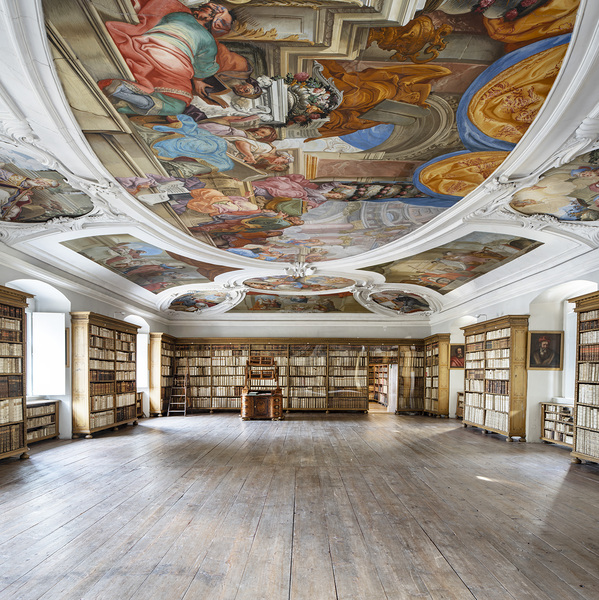Bibliothek des Stiftes Lambach