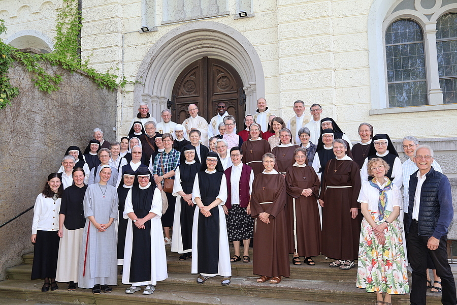 Rund 60 Vorarlberger Ordensfrauen und -männer trafen sich am 26. Mai 2026 zum traditionellen Ordenstag.