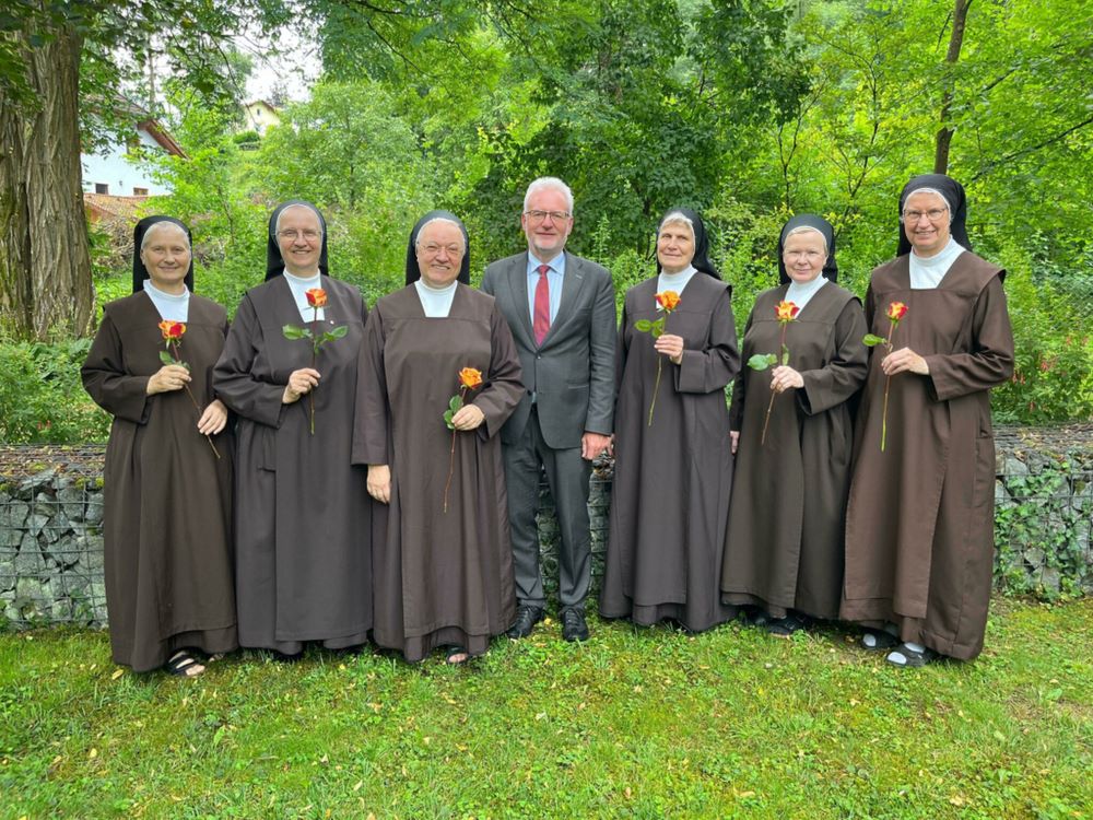 Das neue Leitungsteam gemeinsam mit Ordensvikar Alfred Trawöger