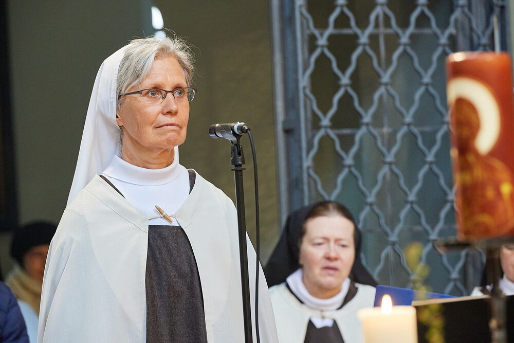Sr. Erika Maria Radner feierte Ewige Profess / Theo Landrichinger