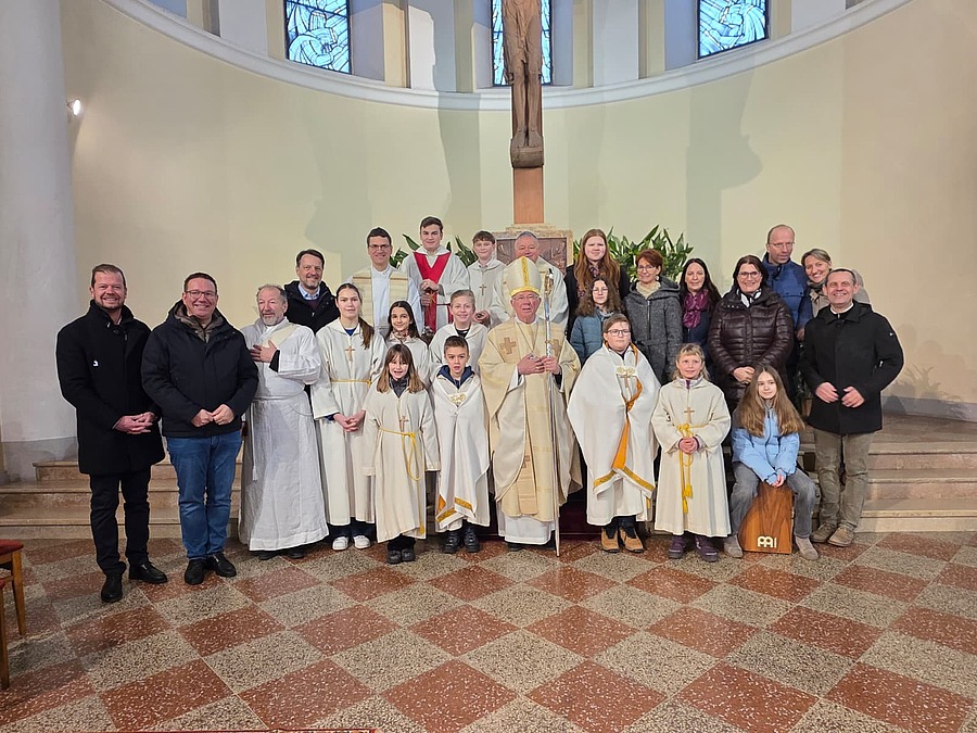 Der Salzburger Erzbischof Franz Lackner feierte mit der Salesianer-Pfarre Amstetten Herz Jesu das Don Bosco Fest.