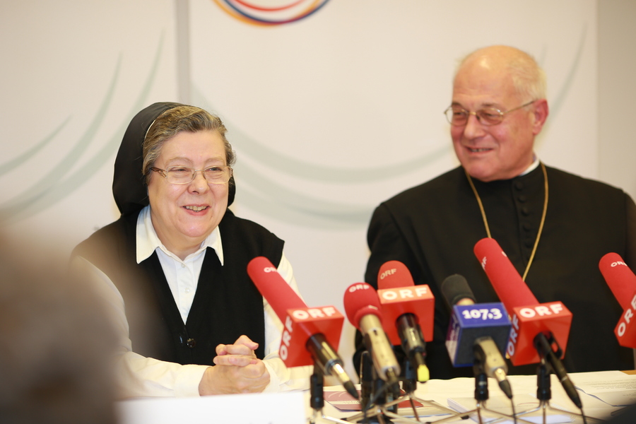 Sr. Beatrix Mayrhofer und Abt Christian Haidinger