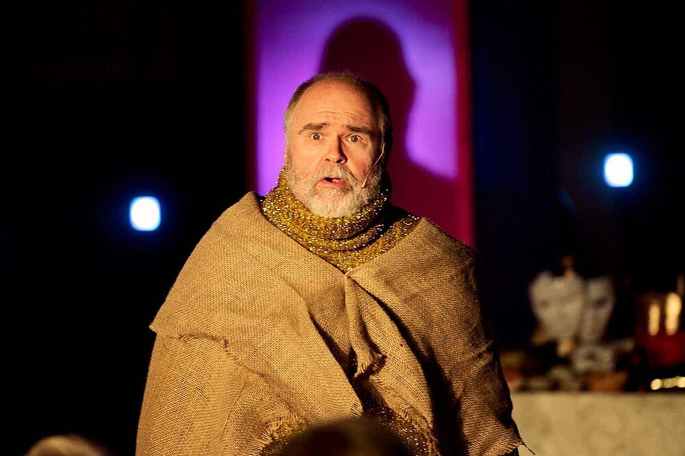 P. Sebastian Leitner OSFS im Musical 'Godspell'