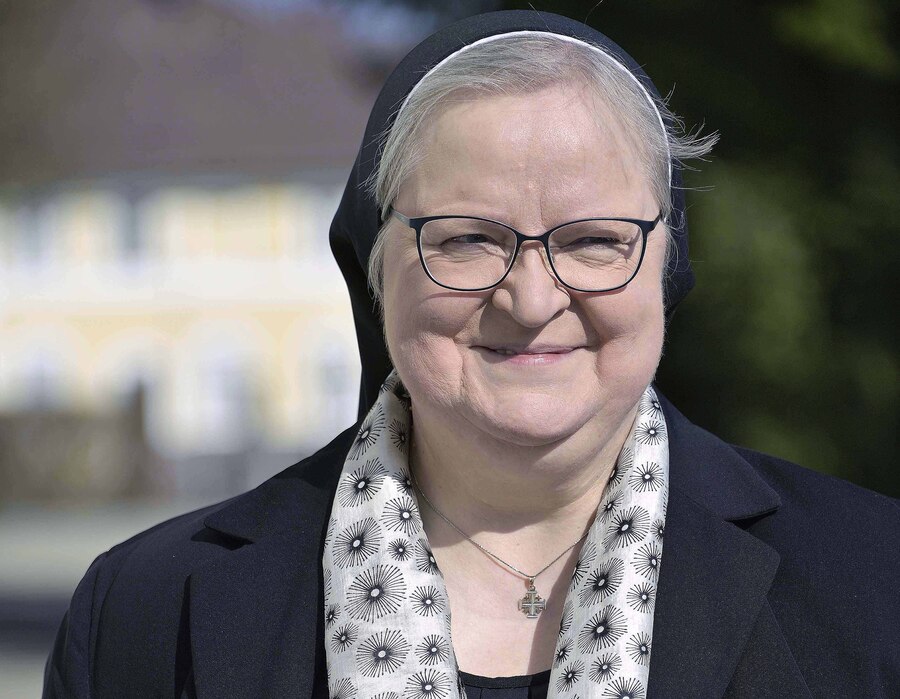 Sr. Angelika Garstenauer