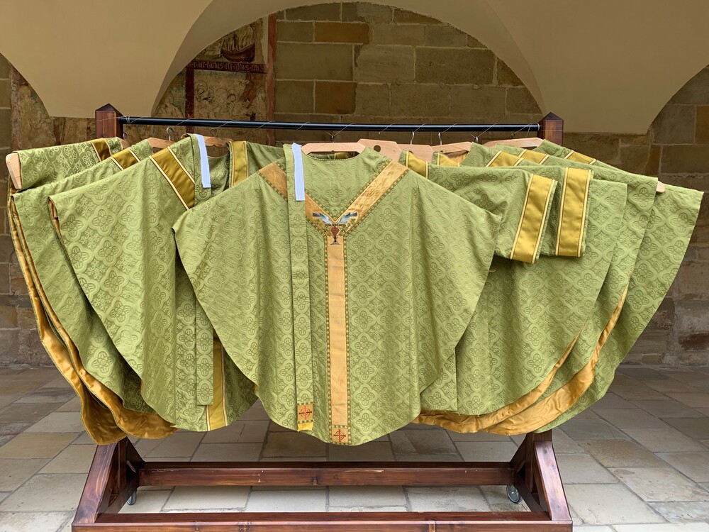 Grüner Ornat der Benediktinerabtei Seckau / P. Benedikt Legat OSB Grüner Ornat der Benediktinerabtei Seckau