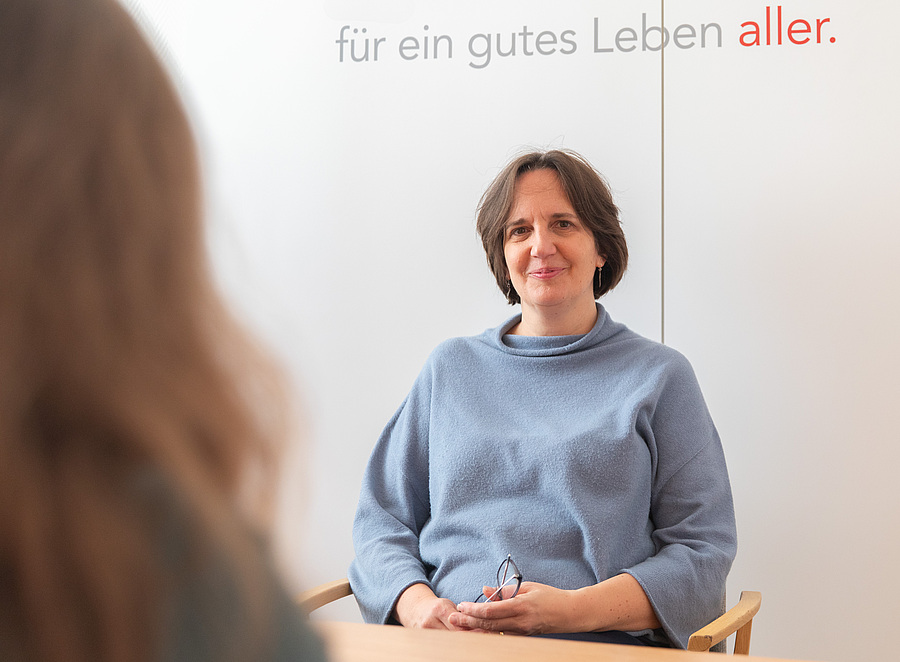 Im Zusammenhang mit dem gesetzlichen Kopftuchverbot sind in den Ordensschulen bisher keine konkreten Anlassfälle bekannt, sagte Bereichsleiterin Marie-Theres Igrec gegenüber Kathpress.
