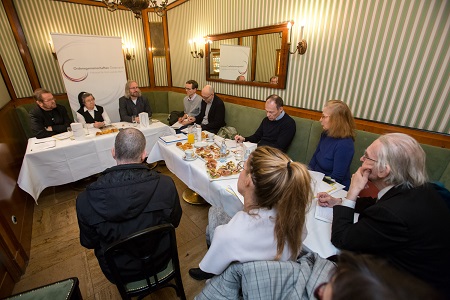 Chris Hofer Pressekonferenz Beziehung heilt Ordensspitäler 20.12.2016 Foto: Chris Hofer