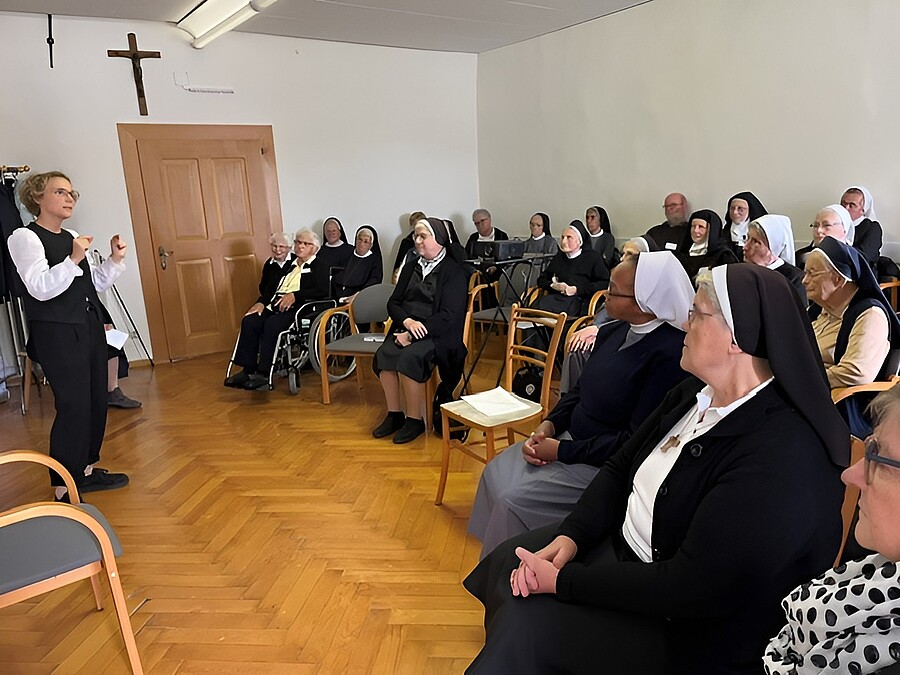Marianne Buchegger sprach am Kärntner Ordenstag über das Thema „Dem Alter begegnen“.