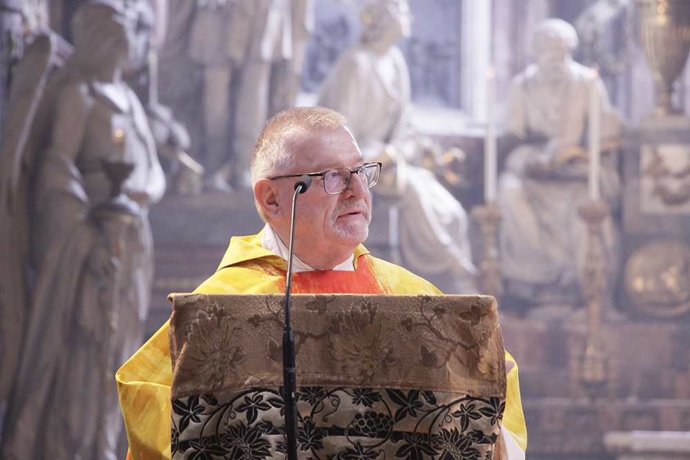 Provinzial P. Josef Wonisch hielt die Dankesrede für seinen Mitbruder P. Erhard Rauch.