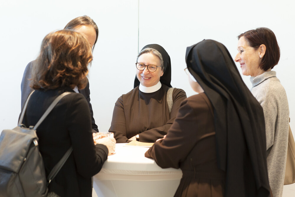 Sr. Barbara Lehner nahm am 23. November 2023 im Wiener Museumsquartier die Denkmalschutzmedaille entgegen.