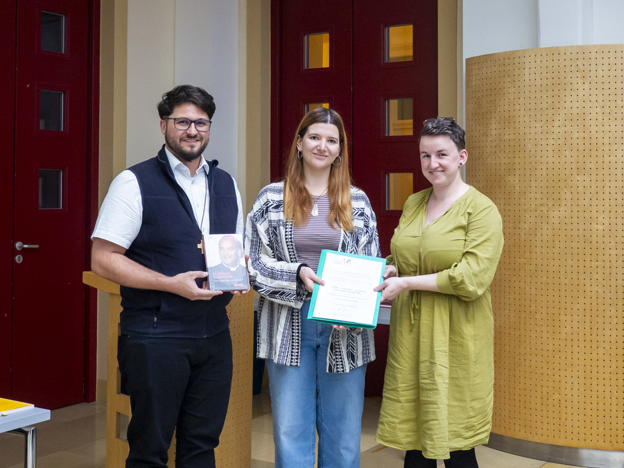 Große Auszeichnung für den Leiter der Salesianischen Jugendbewegung, P. Johannes Haas, und sein Team: Der Kuntner-Preis würdigte das Kunstprojekt „Pieces for Peace“.