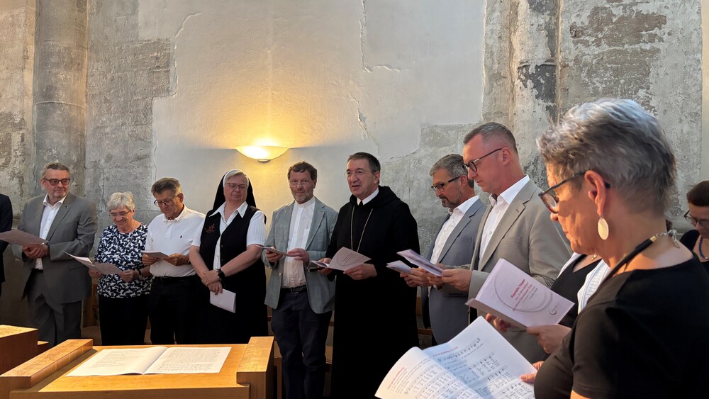 Initiator:innen und Weggefährt:innen feierten das 10-Jahres-Jubiläum des Instituts Österreichischer Orden / ÖOK/rm Initiator:innen und Weggefährt:innen feierten das 10-Jahres-Jubiläum des Instituts Österreichischer Orden