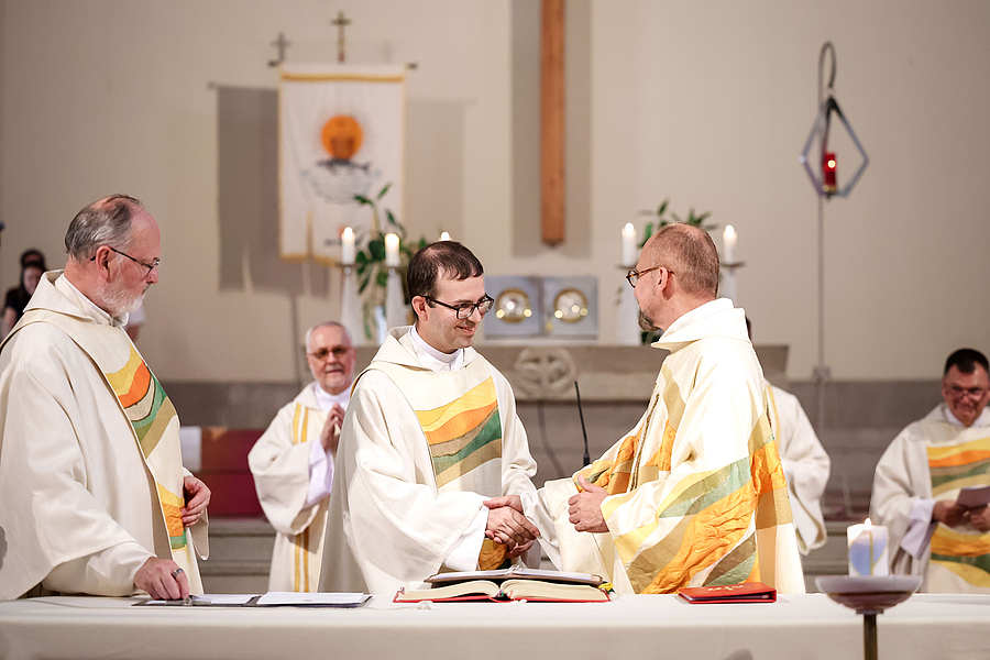 P. Peter Rinderer wurde am 15. August 2026 von Regionalrat Don Roman Jachimowicz in sein Amt als Provinzial der Salesianer Don Boscos in Österreich eingeführt.