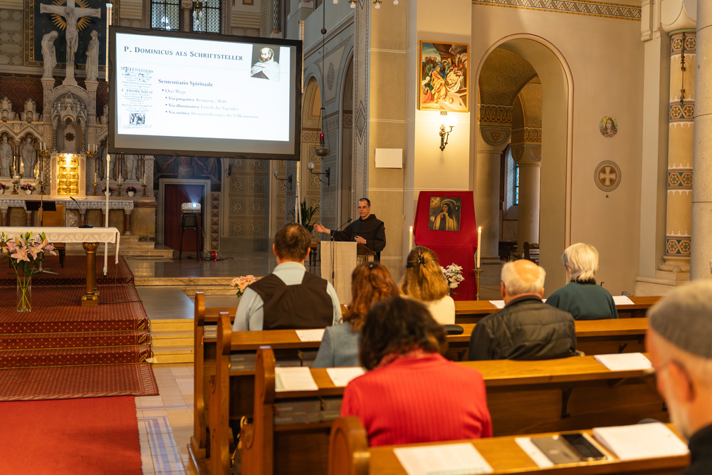 Studientag zu Pater Dominicus a Jesu Maria (*1559, †1630) mit P. Peter Maria Pendl OCD / Elisabeth Mayr/Ordensgemeinschaften, Elisabeth Mayr-Wimmer Studientag zu Pater Dominicus a Jesu Maria (*1559, †1630) mit P. Peter Maria Pendl OCD