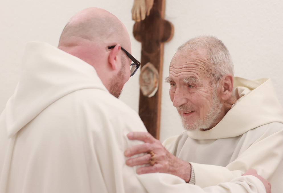 Bruder David Steindl-Rast war einer der ersten Gratulanten.