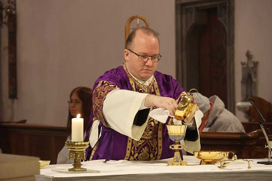 „Lass dich nicht verschrecken im Dienen“, gab Bischof Krautwaschl Br. Adam Bergmann mit auf den Weg.
