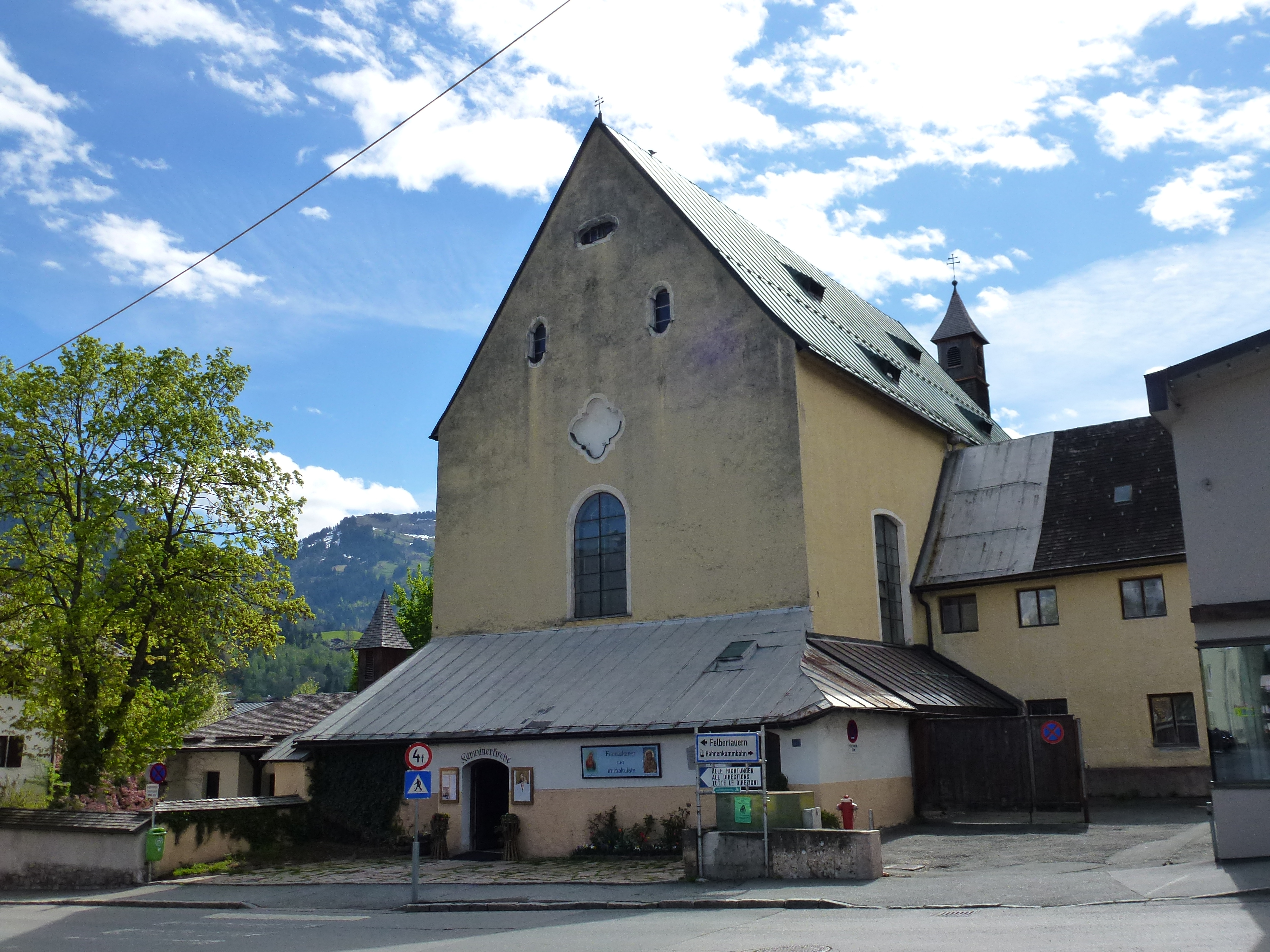 Ehem. Kapuzinerkloster Kitzbühel / Leitzsche, Kitzbuehel-Kapuzinerkloster, CC0 1.0 Franziskaner der Immakulata