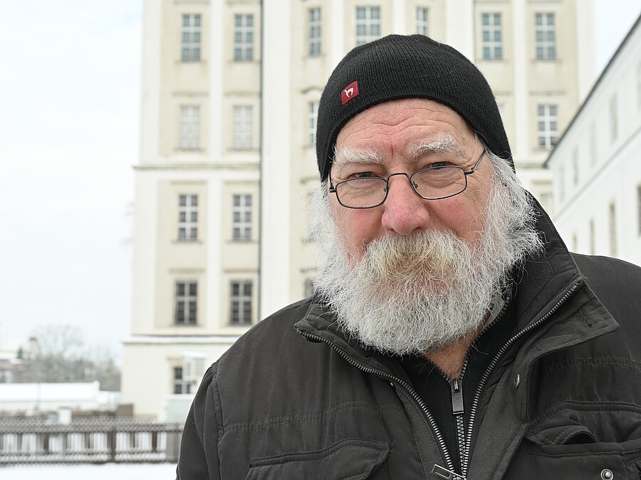 Der langjährige Sternwartendirektor im Stift Kremsmünster, P. Amand Kraml, verstarb im 74. Lebensjahr.