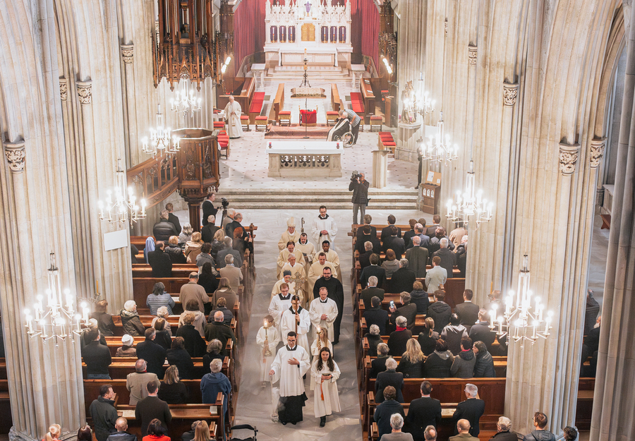 Am 19. März 2024 fand der Eröffnungsgottesdienst zum Jubiläumsjahr in der Stiftskirche statt.
