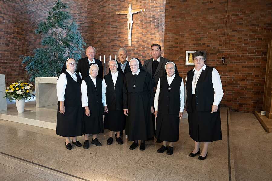 Sr. Eveline Nabinger, Sr. Jacinta Domnanovich, Sr. Maria Domitrovits und Sr. Eva Windt feierten am 3. Oktober 2026 ihre Professjubiläen bei den Schwestern vom Göttlichen Erlöser.