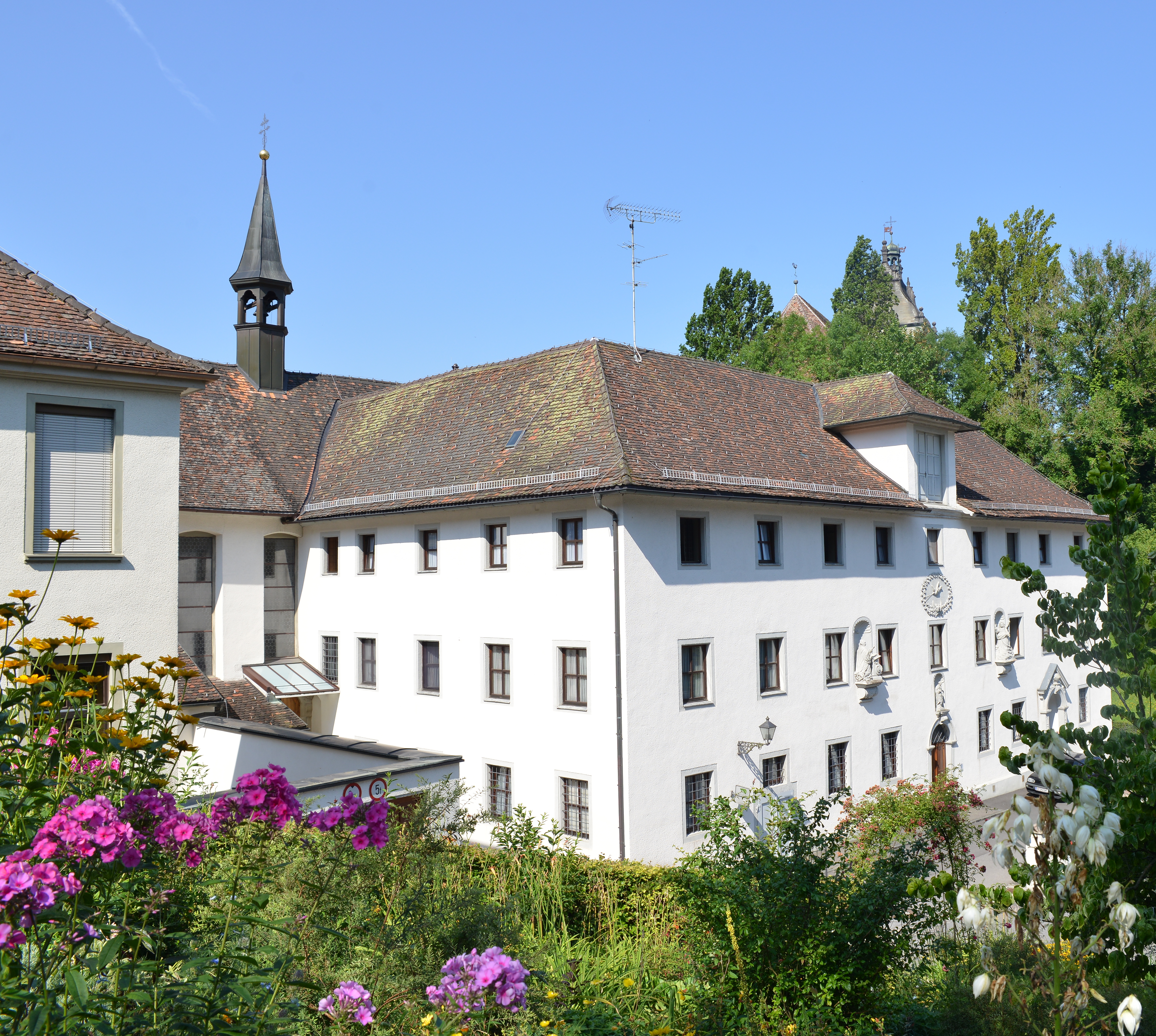 This Photo was taken by Böhringer Friedrich. Feel free to use my photos, but please mention me as the author and if you want send me a message. or (rufre@lenz-nenning.at) , Kloster Thalbach, 3, CC BY-SA 3.0 AT Kloster Thalbach
