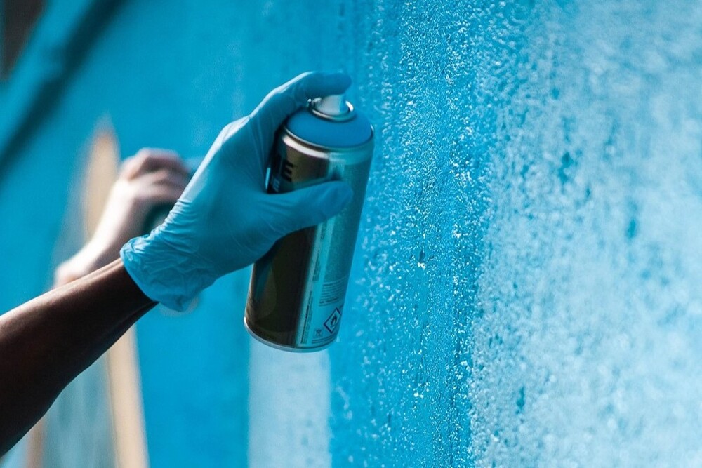 Graffiti-Besprühung im Caritas Integrationshaus / Pixabay (JymLens) Graffiti-Besprühung im Caritas Integrationshaus