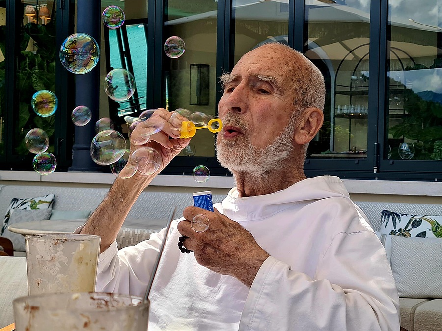 Br. David Steindl-Rast feiert am 12. Juli 2026 seinen 100. Geburtstag.