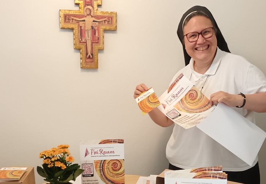 Leitet den neuen „Frei.Raum – Zentrum für Spiritualität und Lebensgestaltung“ der Franziskanerinnen von Vöcklabruck: Sr. Elisabeth Pérez Gutiérrez. / Franziskanerinnen von Vöcklabruck Leitet den neuen „Frei.Raum – Zentrum für Spiritualität und Lebensgestaltung“ der Franziskanerinnen von Vöcklabruck: Sr. Elisabeth Pérez Gutiérrez.