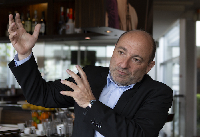 PROFESSOR MICHAEL SHAMIYEH / FOTO LUI, FOTOLUI WIRTSCHAFT,PROFESSOR MICHAEL SHAMIYEH LINZ,16.04.2018 FOTO:FOTO LUI