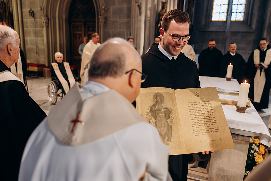 An seinem 32. Geburtstag band sich Fr. Markus Kraemer endgültig an das Benediktinerstift Admont. / Christoph Draxl An seinem 32. Geburtstag band sich Fr. Markus Kraemer endgültig an das Benediktinerstift Admont.