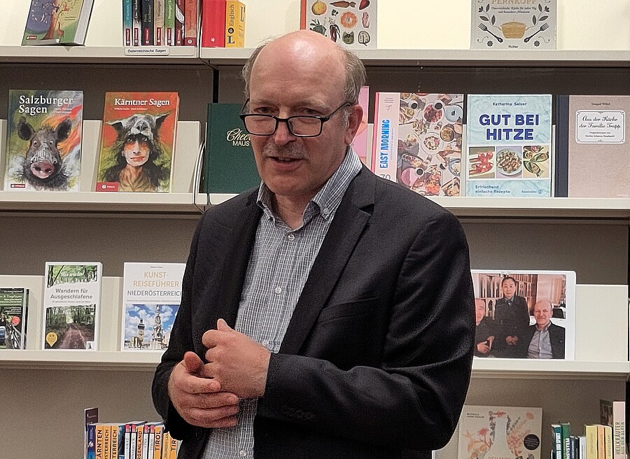 Der Steyler Missionar Leopold Leeb präsentierte in Wien das Buch „Propheten und Befreiung“.
