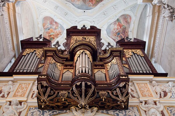  Orgel in der Stiftskirche Klosterneuburg