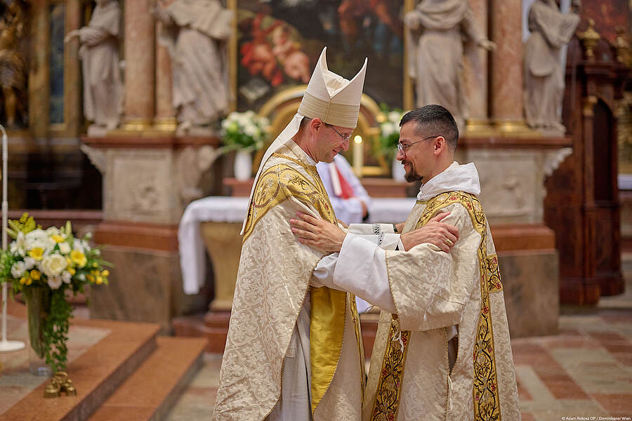 Weihbischof Stephan Turnovszky rief in seiner Predigt den Sinn des Diakonenamts in Erinnerung. / P. Adam Rokosz OP Weihbischof Stephan Turnovszky rief in seiner Predigt den Sinn des Diakonenamts in Erinnerung.