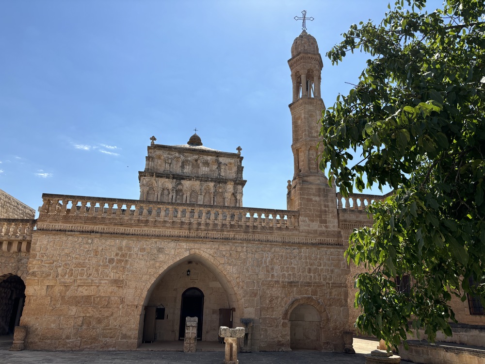 St. Maria Kirche in Hah, die auf die Magier, die heiligen Könige, aus der Weihnachtsgeschichte zurückzuführen ist. 