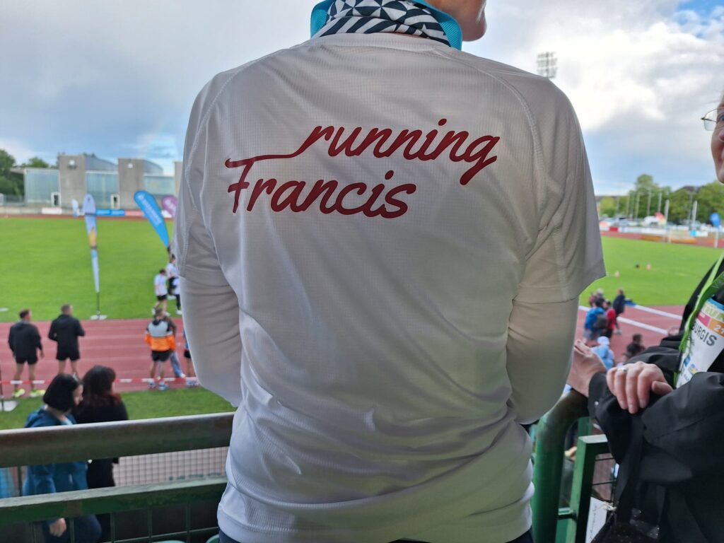 Franziskanerinnen von Vöcklabruck beim Charity-Run 2026