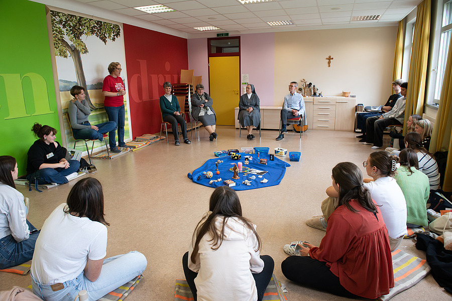 Besuch der Generaloberin: Teilnahme am Don Bosco Workshop in Vöcklabruck
