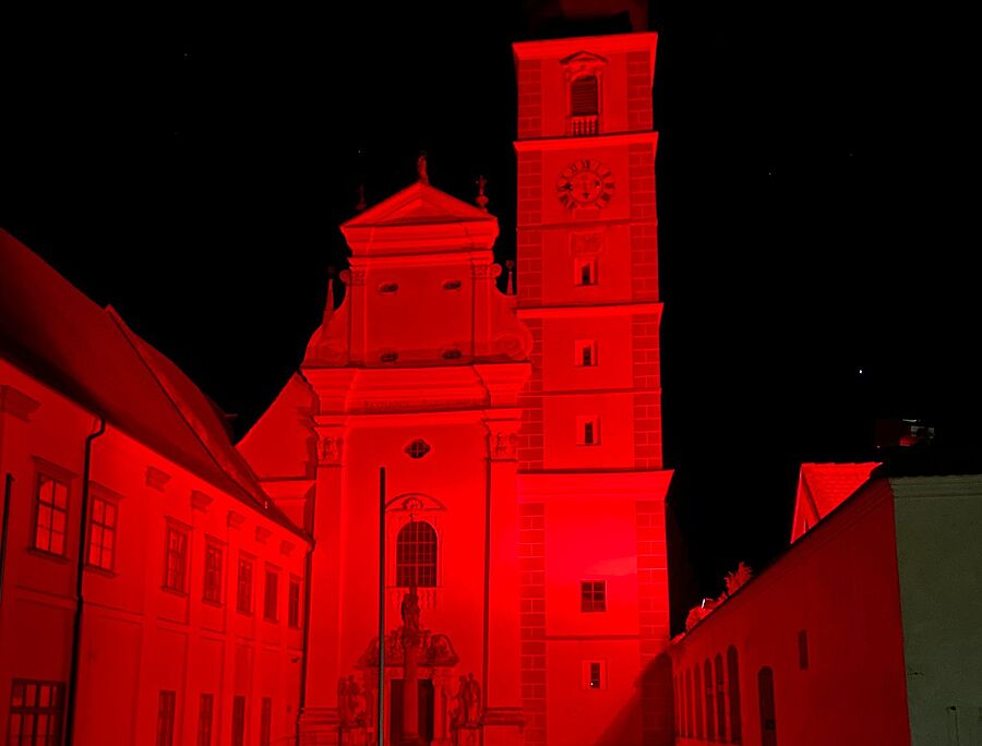 #RedWednesday, Stift Geras