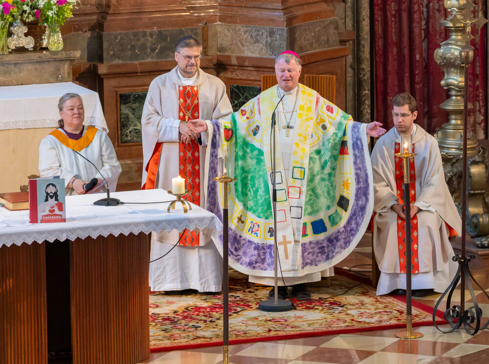 Ministrantinnen-Tag 2025: Gottesdienst mit Bischof Manfred Scheuer